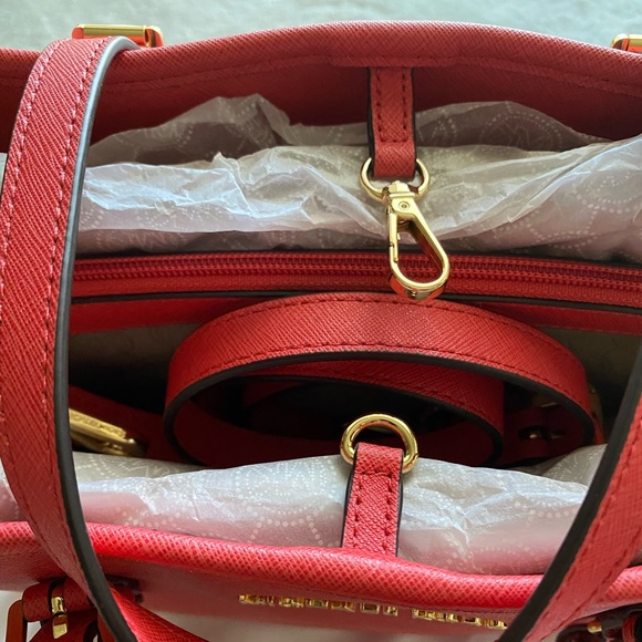 Michael Michael Kors leather totes - Picture 5 of 8